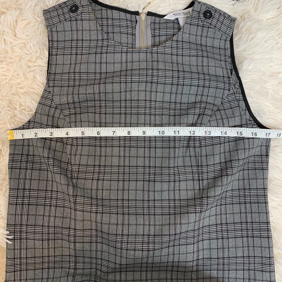 White House Black Market Sleeveless Top - Picture 6 of 7